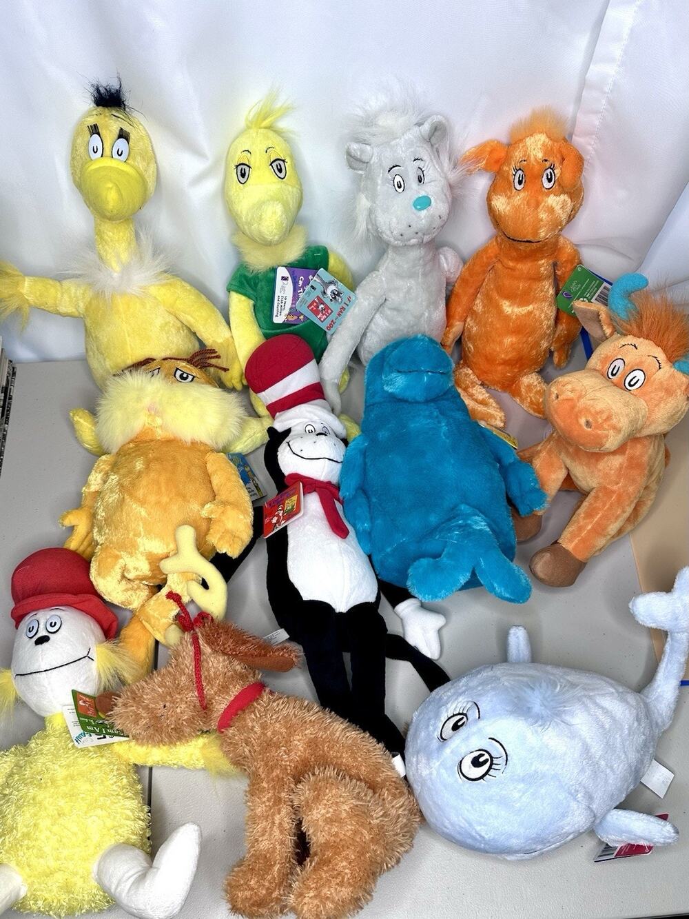 Dr. Seuss Kohl's Cares Plush Lot 11 Cat in Hat Lorax Grinch Sneetch Sam I Am Zoo